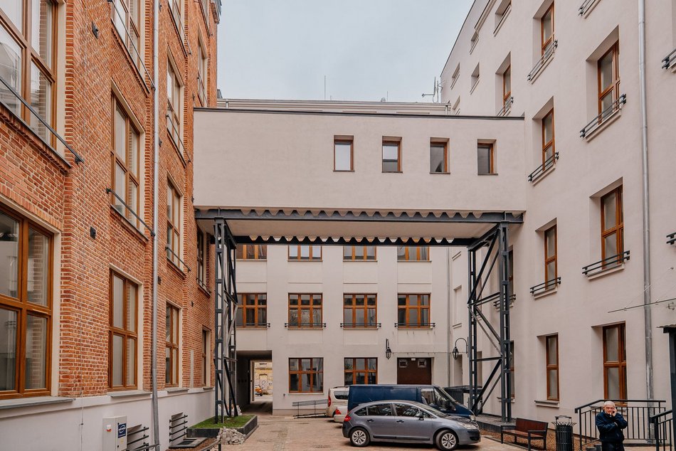 Łódź. Wsparcie dla dzieci i cudzoziemców w Łodzi. Co oferuje Centrum Wsparcia i Rozwoju Społecznego?