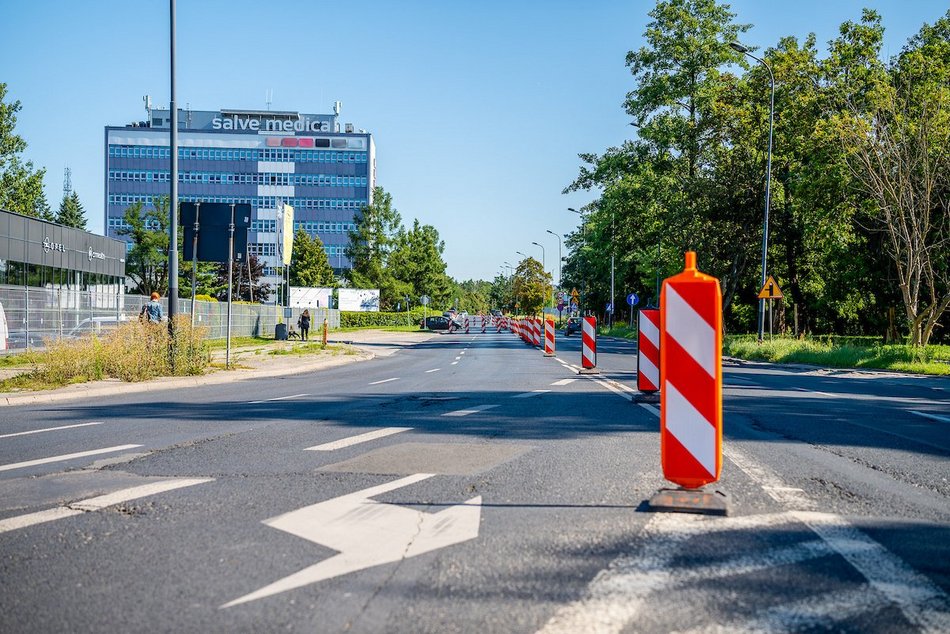 Remont Szparagowej i Wersalskiej wystartował. Dwie ulice na Teofilowie zyskają nowy asfalt i chodniki