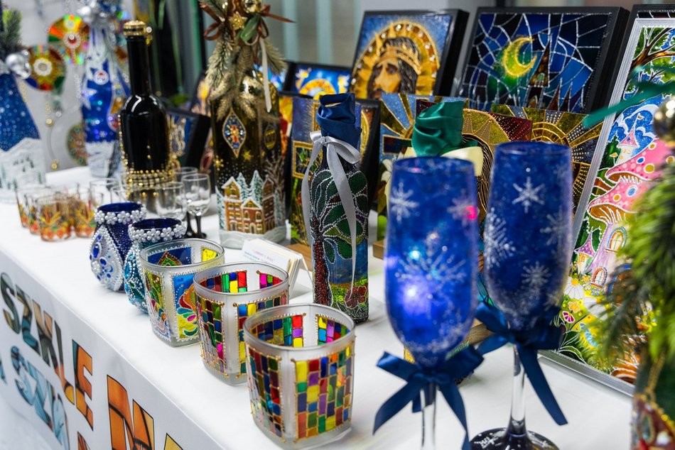 Łódź. Świąteczne Targi Starocie na Księżym Młynie w Łodzi. Znajdziesz tam unikatowe prezenty