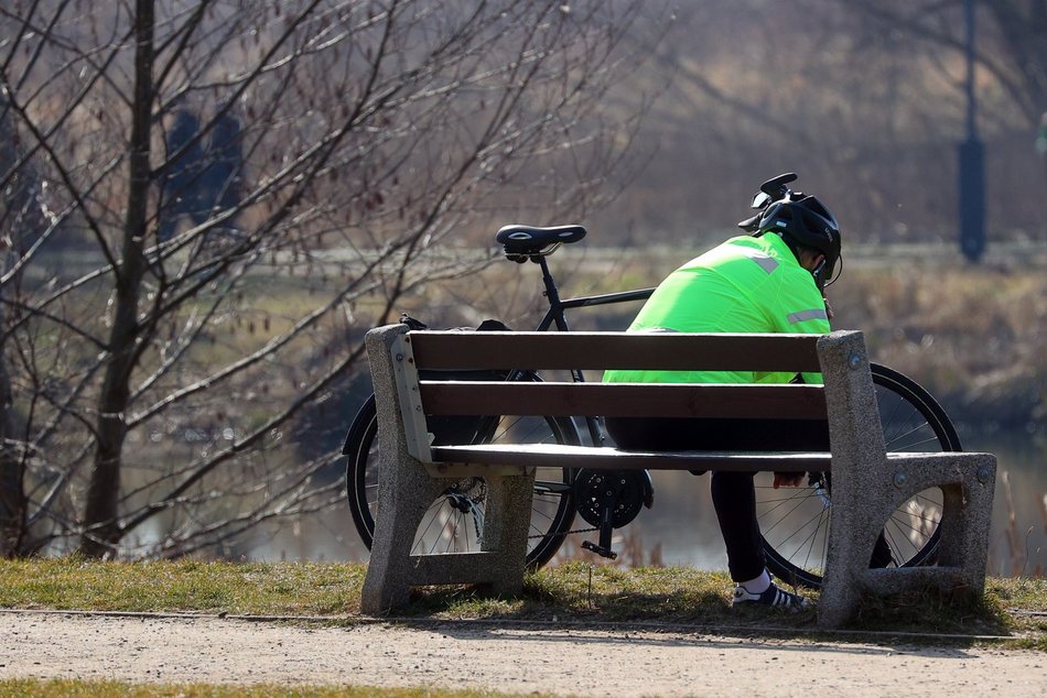 Łódź. Łódź budzi się do życia! Łodzianie i turyści tłumnie korzystają z pierwszych dni wiosny