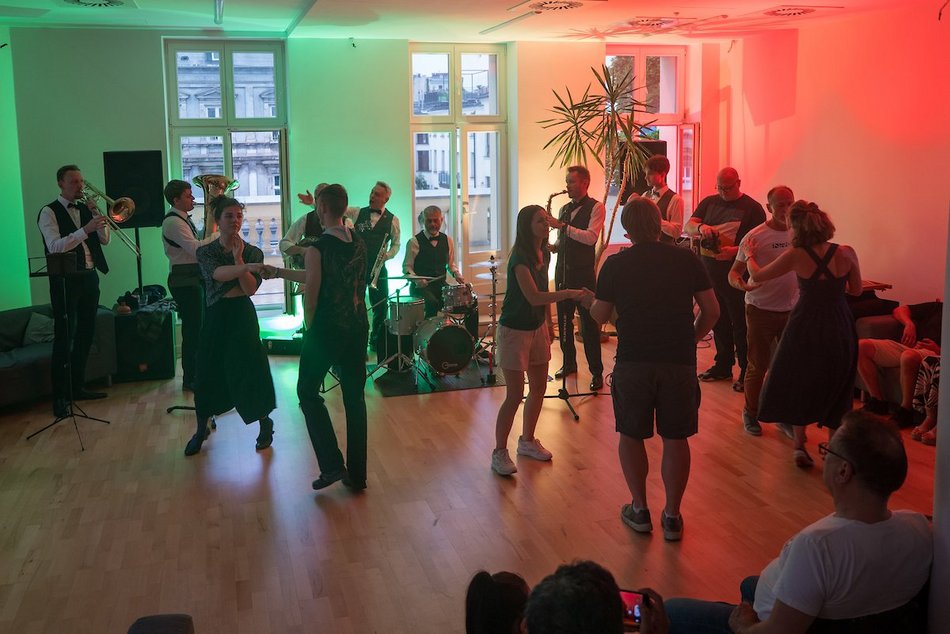 Łódź. Roztańczona niedziela w Łodzi! Mimo braku pogody tancerze nie zawiedli!