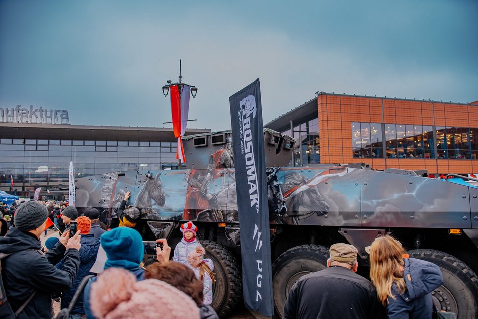 Piknik Niepodległościowy w Manufakturze. Zobacz, jak świętowali łodzianie!