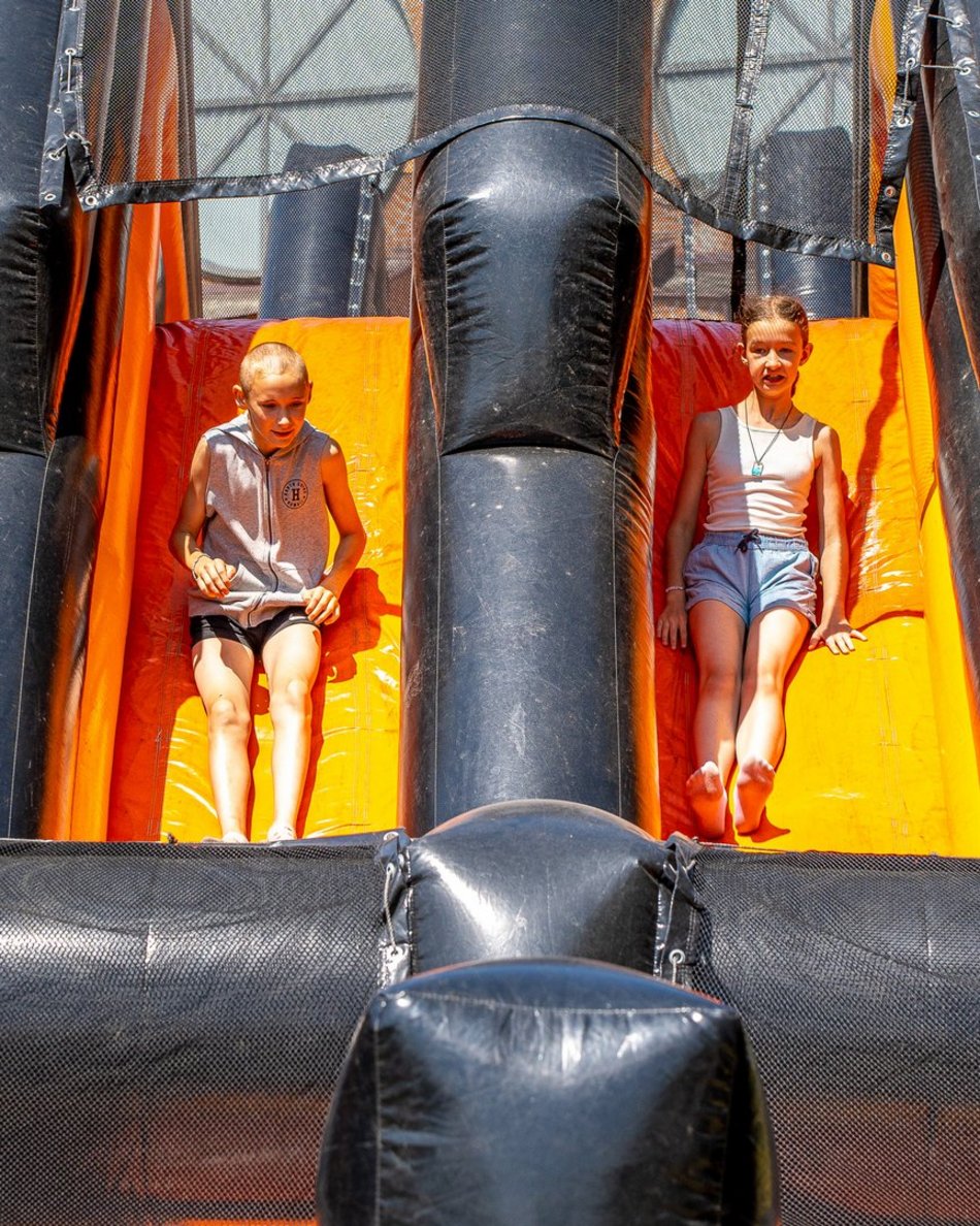 Festiwal dmuchańców w parku Podolskim w Łodzi