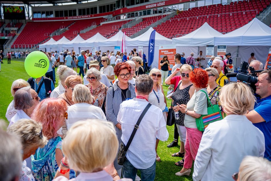 Huczny finał Senioraliów 2026 w Łodzi. Jolanta Kwaśniewska, zajęcia fitness, stoiska i inne