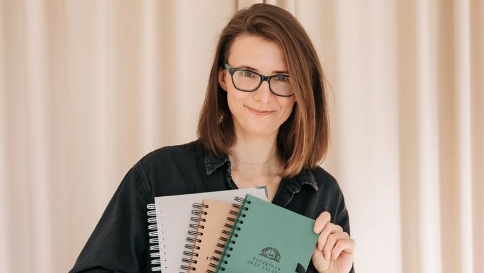 Łódź. Opowieści ręcznie stemplowane. Karolina Dylik z Łodzi tworzy unikatowe albumy