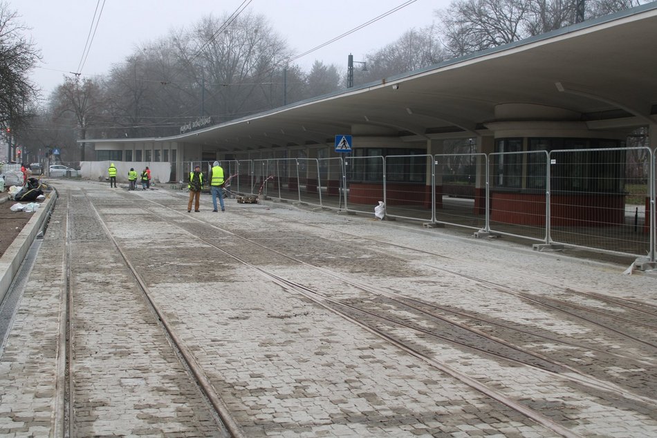 Łódź. MPK Łódź testuje nowe torowisko. Remont krańcówki Północna w Łodzi na finiszu
