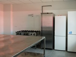 Łódź. Remiza OSP na Wiskitnie w Łodzi pięknieje. Remont dachu, nowe okna, łazienki oraz kuchnia