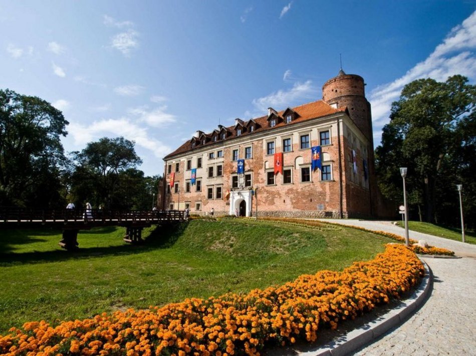 Łódź. Zamek Arcybiskupów Gnieźnieńskich w Uniejowie