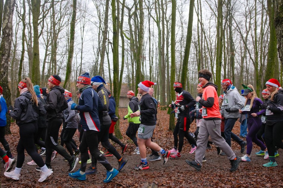 Xmas Run 2025 w Łagiewnikach w Łodzi. Odszukaj się w galerii