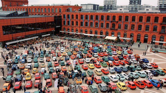 Zlot Maluchów w Manufakturze. Przyjdź i podziwiaj legendy polskiej motoryzacji