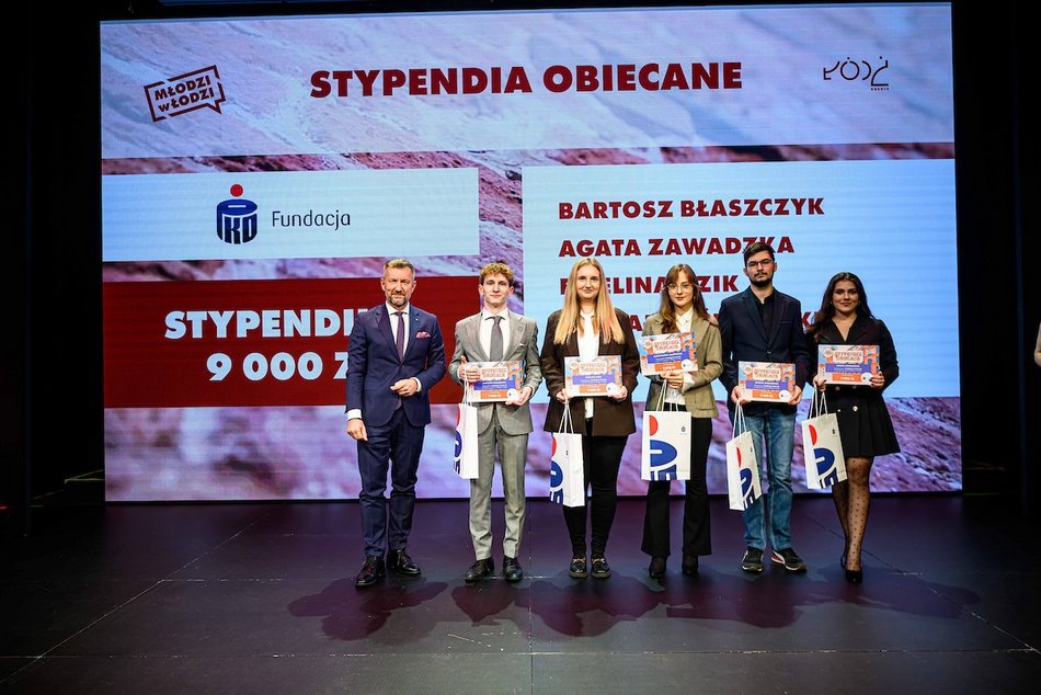 Łódź. Młodzi w Łodzi 2025. Stypendia dla najzdolniejszych rozdane