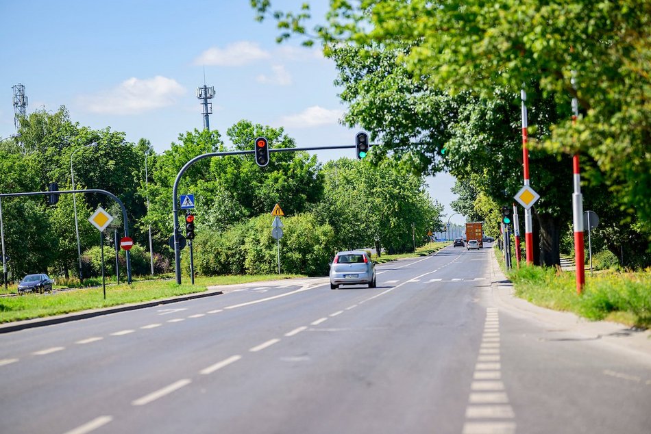 Łódź. Rusza remont Rzgowskiej w Łodzi. Będzie nowa nawierzchnia, chodniki i przystanki MPK Łódź