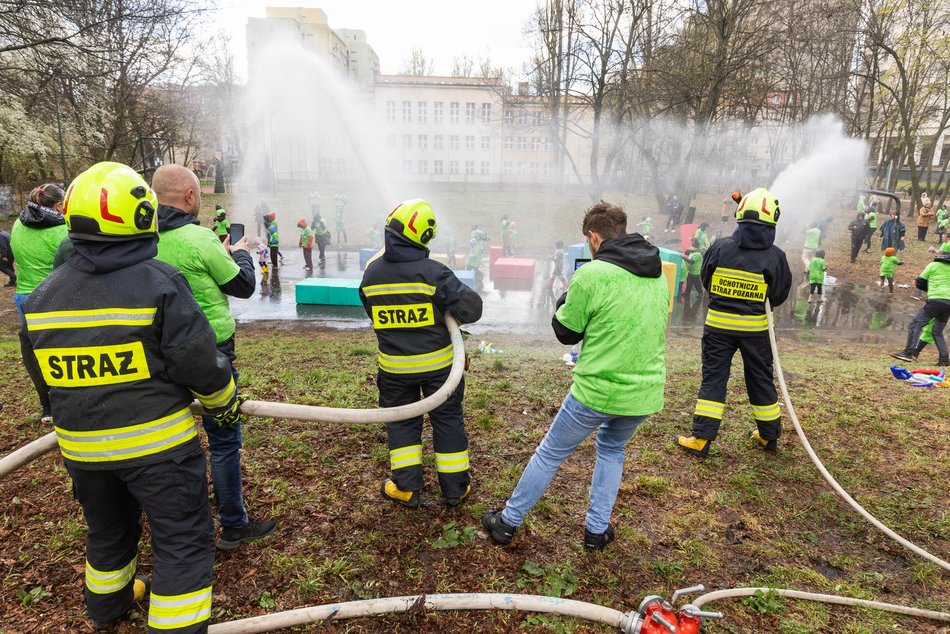 Łódź. Lany Poniedziałek na Manhattanie w Łodzi. Tak Łodzianie celebrowali śmigus-dyngus!