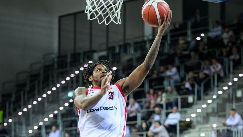 Łódź. Koszykarz ŁKS