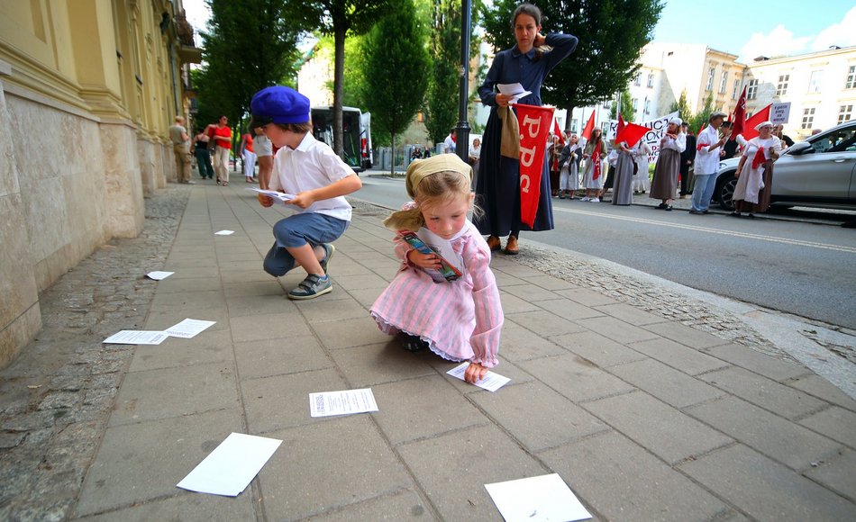 Łódź. Marsz Rewolucja w Łodzi