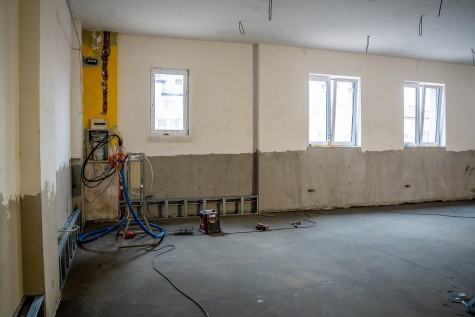 Łódź. Remont OSP na Wiskitnie w Łodzi postępuje. Nowy dach, ściany i okna!