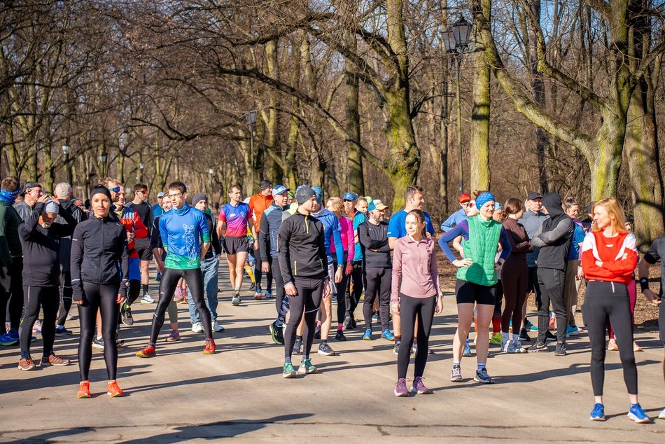 Łódź. Parkrun w Parku Poniatowskiego w Łodzi. Brałeś udział w biegu? Znajdź się na zdjęciach!