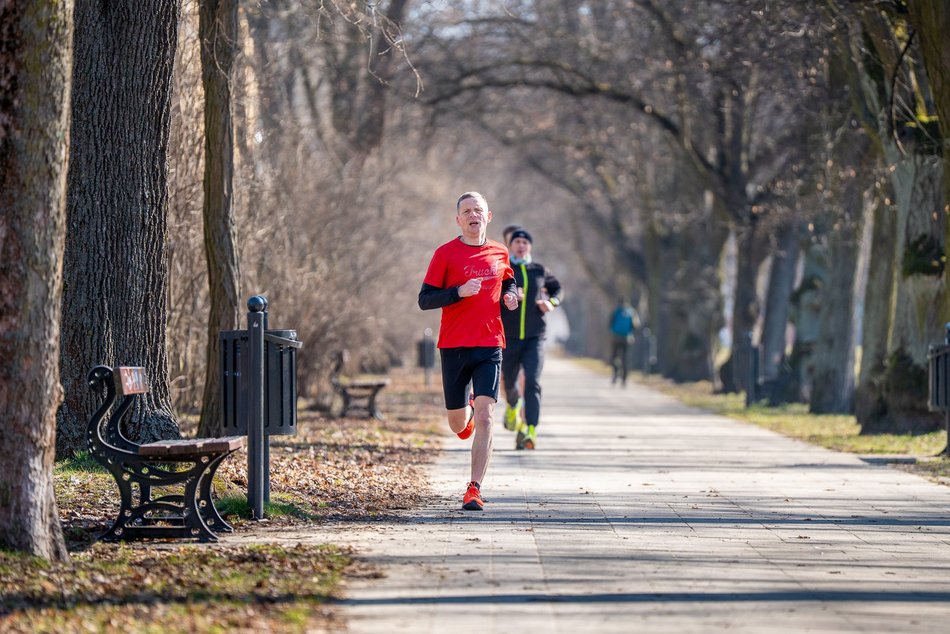 Łódź. Parkrun w Parku Poniatowskiego w Łodzi. Brałeś udział w biegu? Znajdź się na zdjęciach!