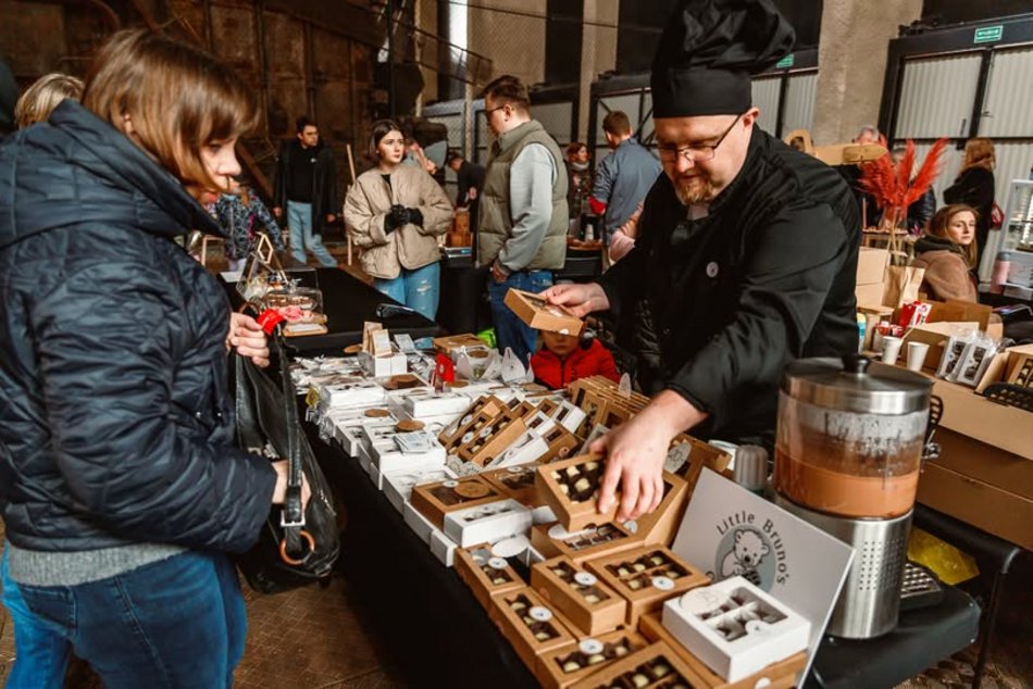 Łódź. Targ Świąteczny w Fuzji