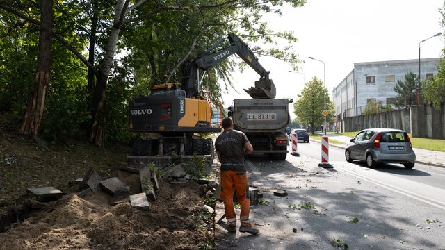 Remont Wydawniczej rozpoczęty. Zmiany w organizacji ruchu [SZCZEGÓŁY]