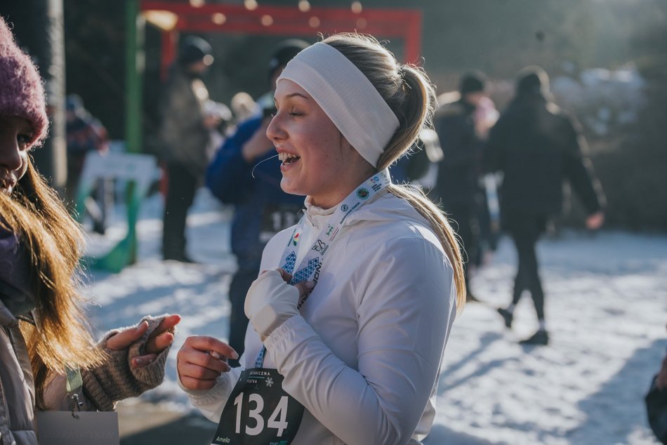 Botaniczna Piątka w Ogrodzie Botanicznym w Łodzi. Galeria z mroźnego biegu