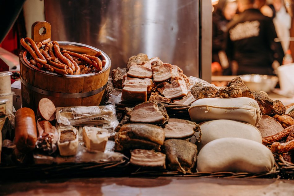 Łódź. Jarmark w Manufakturze w Łodzi tętni życiem. Tam poczujesz świąteczną atmosferę!