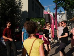 Łódź. Wakacje na Piotrkowskiej 2026 w Łodzi. Pierwsza Potańcówka z muzyką na żywo