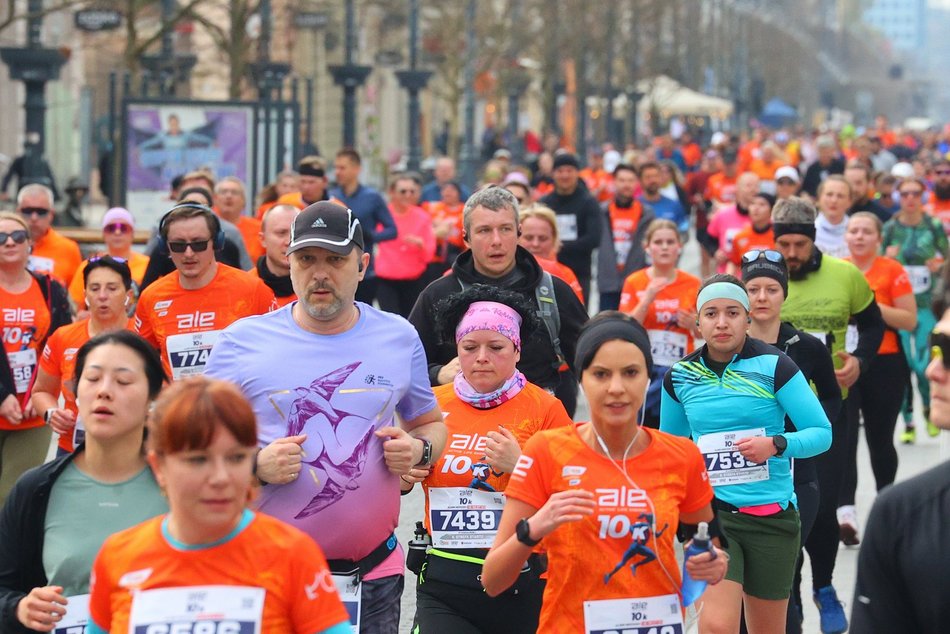 Łódź. DOZ Maraton Łódź 2026. Brałeś udział w biegu na 10 km? Znajdź się na zdjęciach!