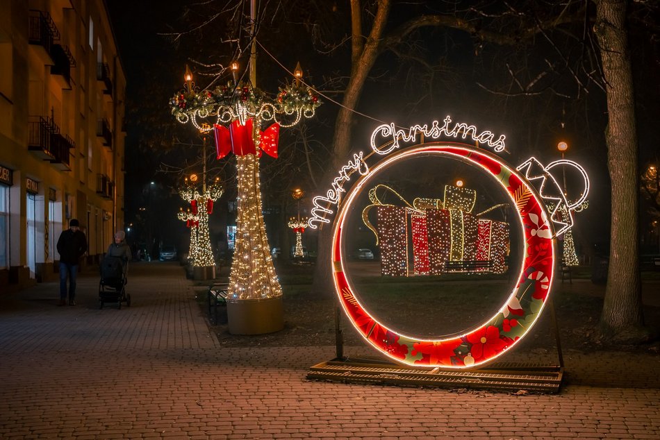 Świąteczna iluminacja na Kozinach w Łodzi