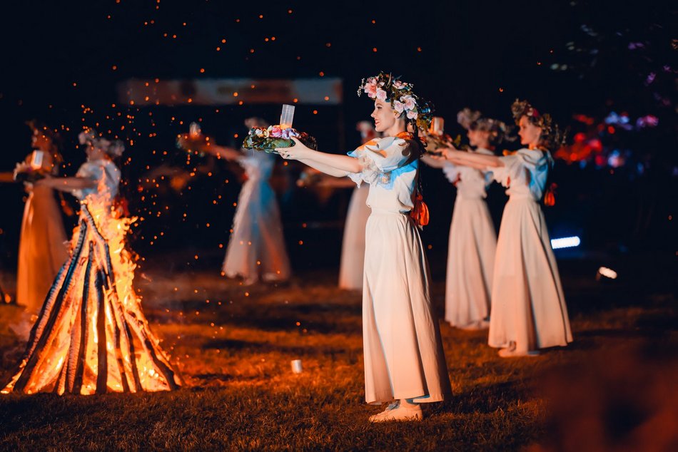 Łódź. Noc Świętojańska w Ogrodzie Botanicznym w Łodzi. Pełno magii, tańca i niezwykłych rytuałów