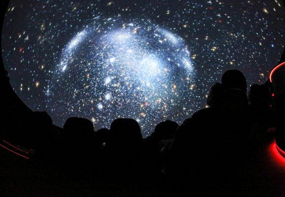 Łódź. Festiwal kosmosu: Orbiratium. Nowa inicjatywa EC1 Łódź poświęcona tematyce pozaziemskiej