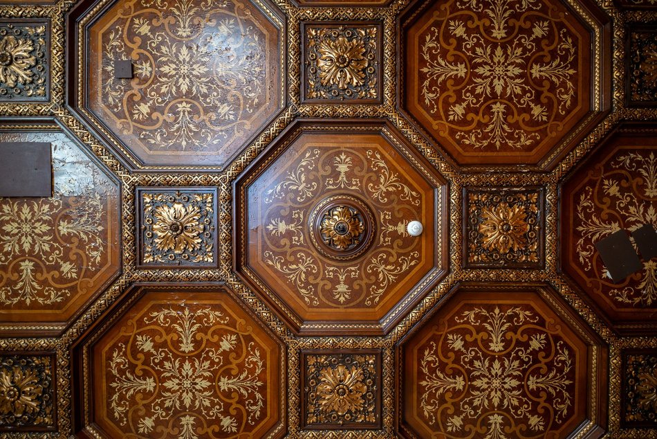 Łódź. Siódemki przy Piotrkowskiej do wynajęcia. Nowa restauracja w słynnej kamienicy? Niekoniecznie!