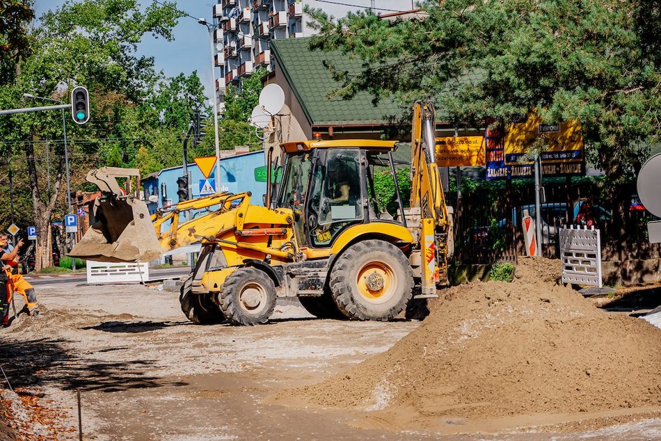 Łódź. Remont Tuszyńskiej w Łodzi. Trwają prace na kolejnym odcinku