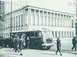 Plac Dąbrowskiego w Łodzi w latach 50. XX w.