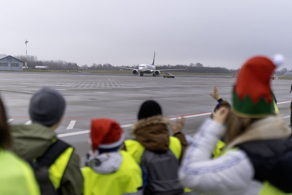 Święty Mikołaj wylądował na lotnisku w Łodzi