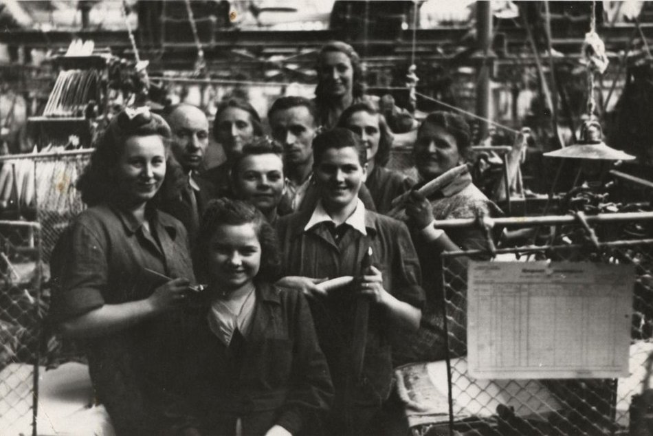 Łódź. Upadek przemysłu w Łodzi po 1989 roku. Historia zakładów Poltex i powstania Manufaktury