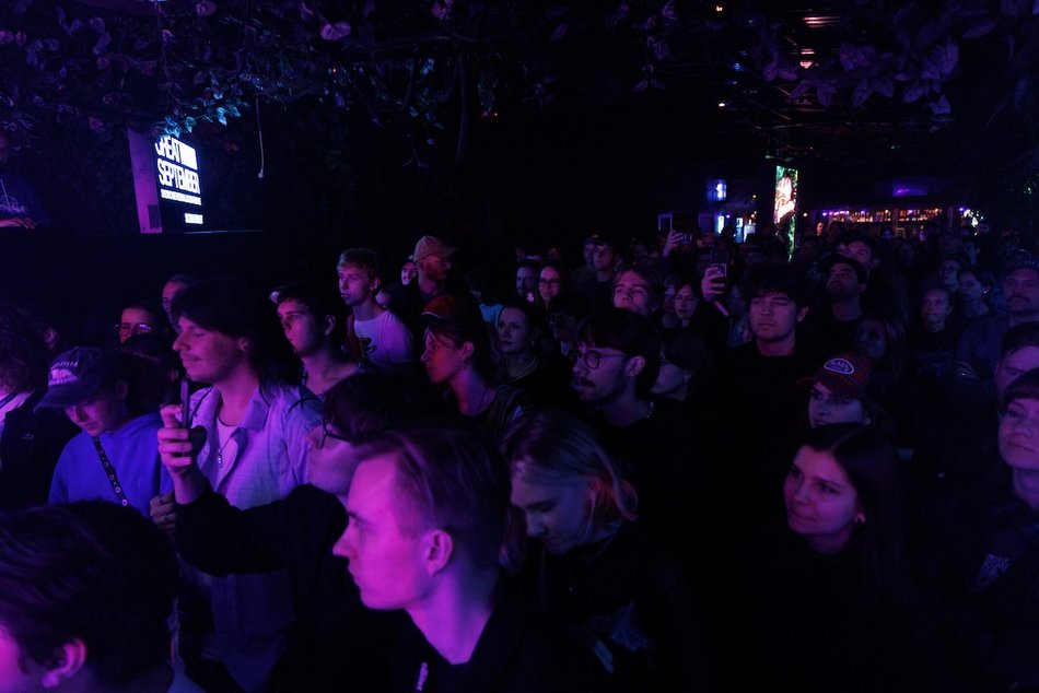 Łódź. Kosma Król na Great September 2025 w Łodzi. Luz, błyskotliwość i lekkość