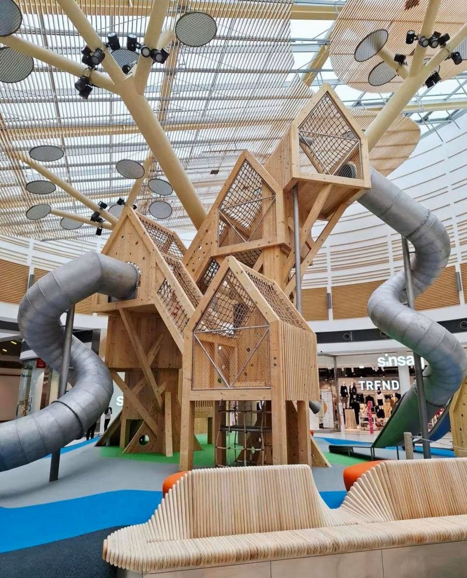 Łódź. Szwedzka Wioska w Porcie Łódź już otwarta