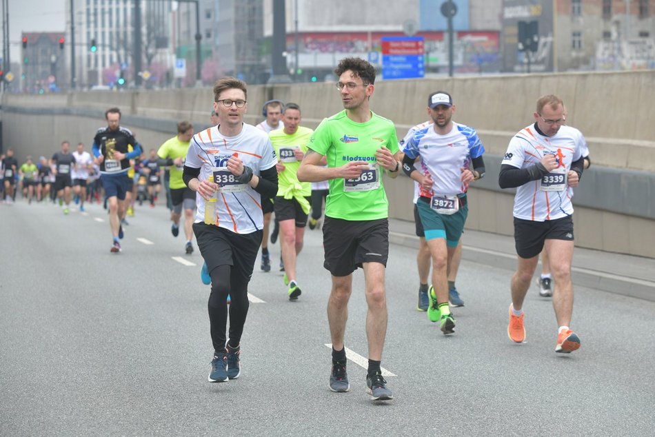 DOZ Maraton 2023. Brałeś udział w biegu? Znajdź się na zdjęciach!