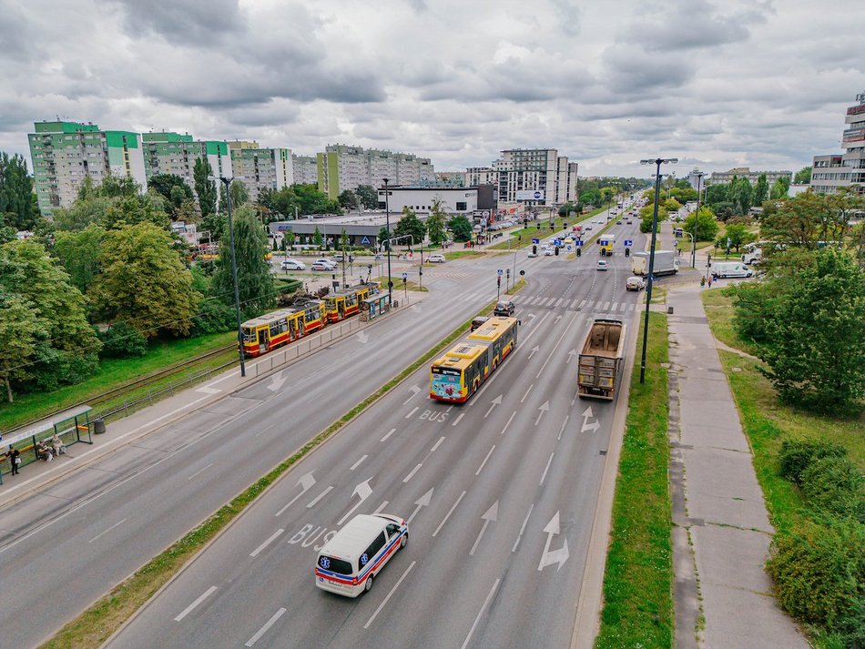 Łódź. Ulica Aleksandrowska w Łodzi przed remontem