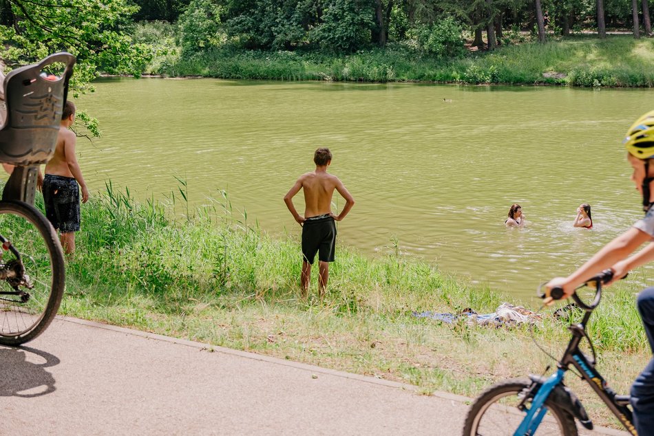 Łódź. Arturówek w Łodzi tętni życiem. Tak łodzianie powitali pierwszy dzień lata!