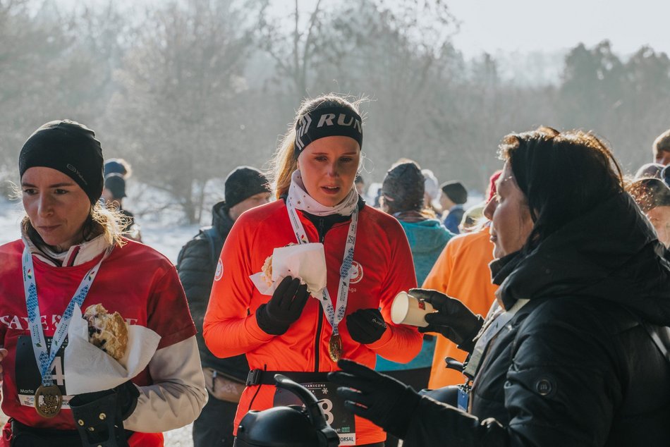 Botaniczna Piątka w Ogrodzie Botanicznym w Łodzi. Galeria z mroźnego biegu