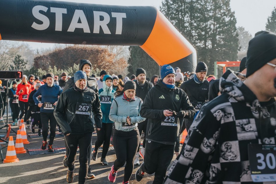 Botaniczna Piątka w Ogrodzie Botanicznym w Łodzi. Galeria z mroźnego biegu