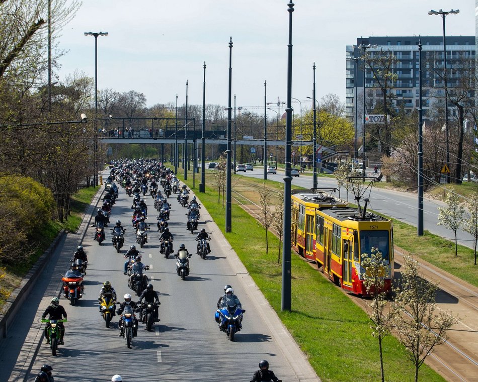 Łódź. Motocyklowe otwarcie sezonu w Łodzi. Parada przejedzie przez centrum miasta!