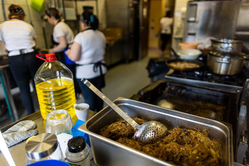 Великодній сніданок для самотніх з Лодзі