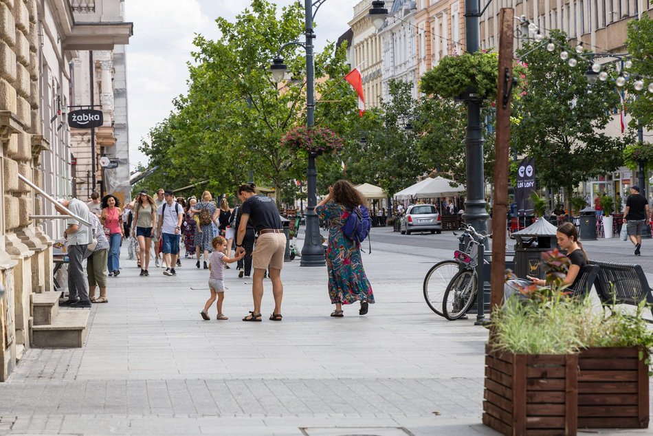 Łódź. Pierwszy sierpniowy weekend na Piotrkowskiej. Tłumy łodzian i turystów!