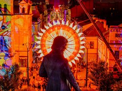 Light Move Festival 2025 Łódź z drona! Wybierz się na lot nad rozświetlonym miastem