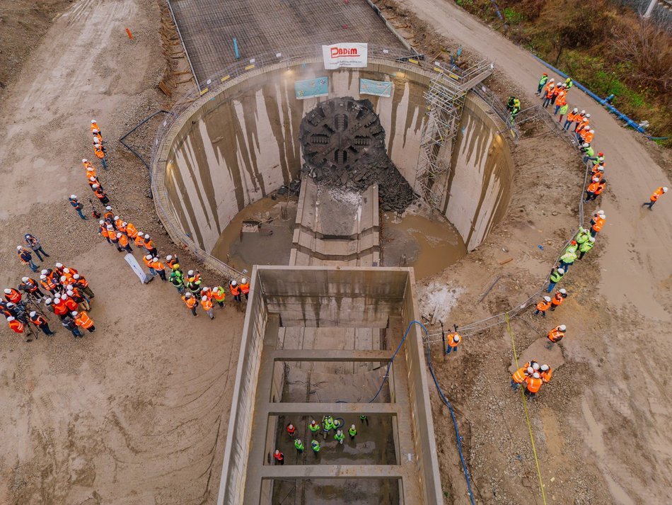 Tunel pod Łodzią. Tarcza Faustyna skończyła drążyć!