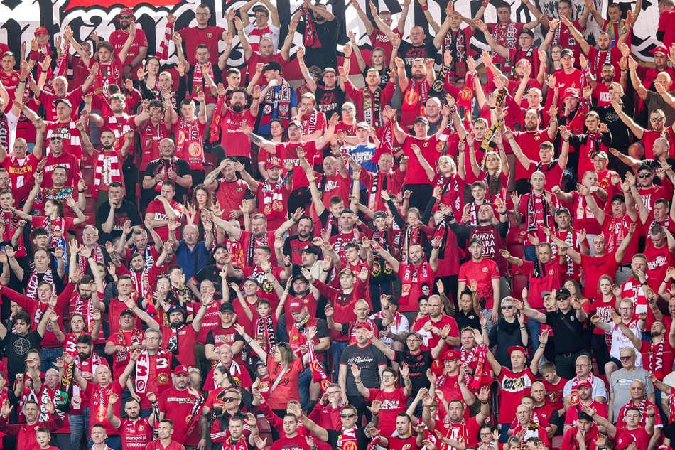 Kibice na meczu Widzewa Łódź