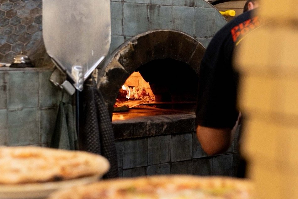 Łódź. Italia w centrum Łodzi. Sebastian Śpiewak z pizzerii Pomodoro to prawdziwy pasjonat pizzy!